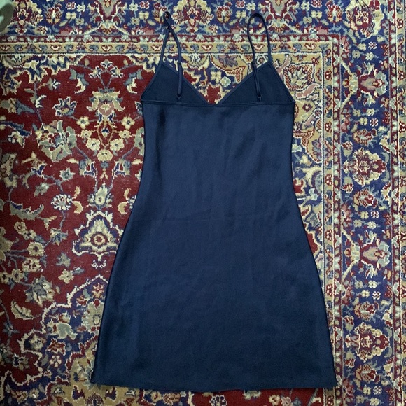 Aritzia mini slip dress by Wilfred - Picture 2 of 3